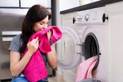 Tìm hiểu ngay top nước giặt thơm lâu cho quần áo