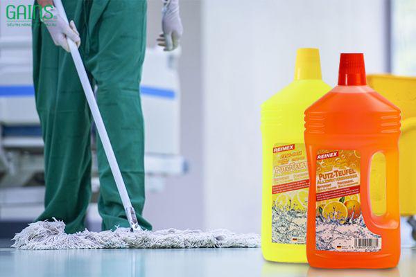 Nước lau sàn trong bệnh viện thường sử dụng.