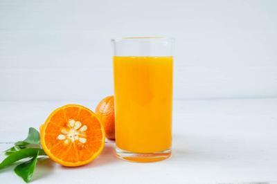 Các loại nước ép trị táo bón hiệu quả. 