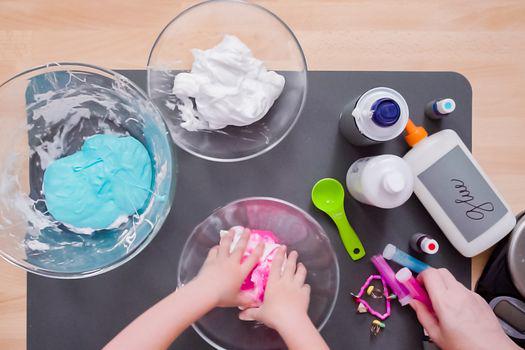 cách làm slime không cần bỏ tủ lạnh.