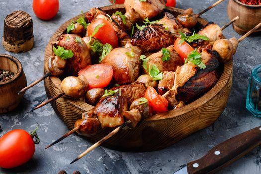 cách làm thịt nướng bằng nồi chiên không dầu.